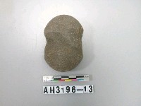 藏品(中砝碼型石網墜)的圖片